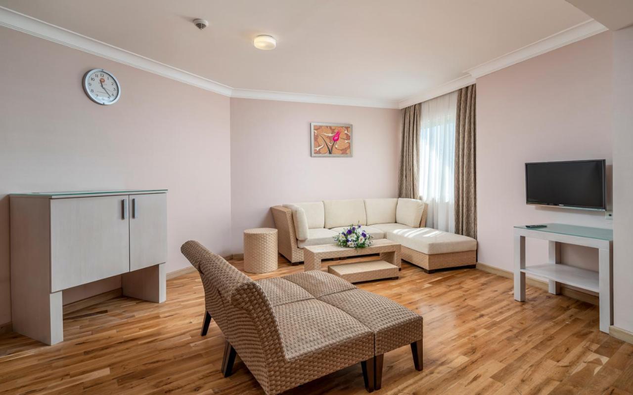 Mukarnas Spa & Resort Hotel Окурджалар Экстерьер фото